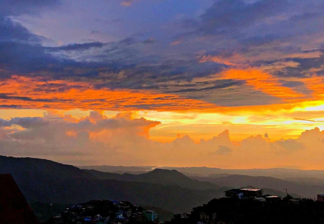Vacation House In Baguio With Amazing Sunset Views Baguio City Exterior photo